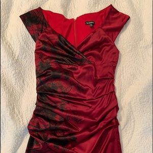 Le chateau dress (knee height)